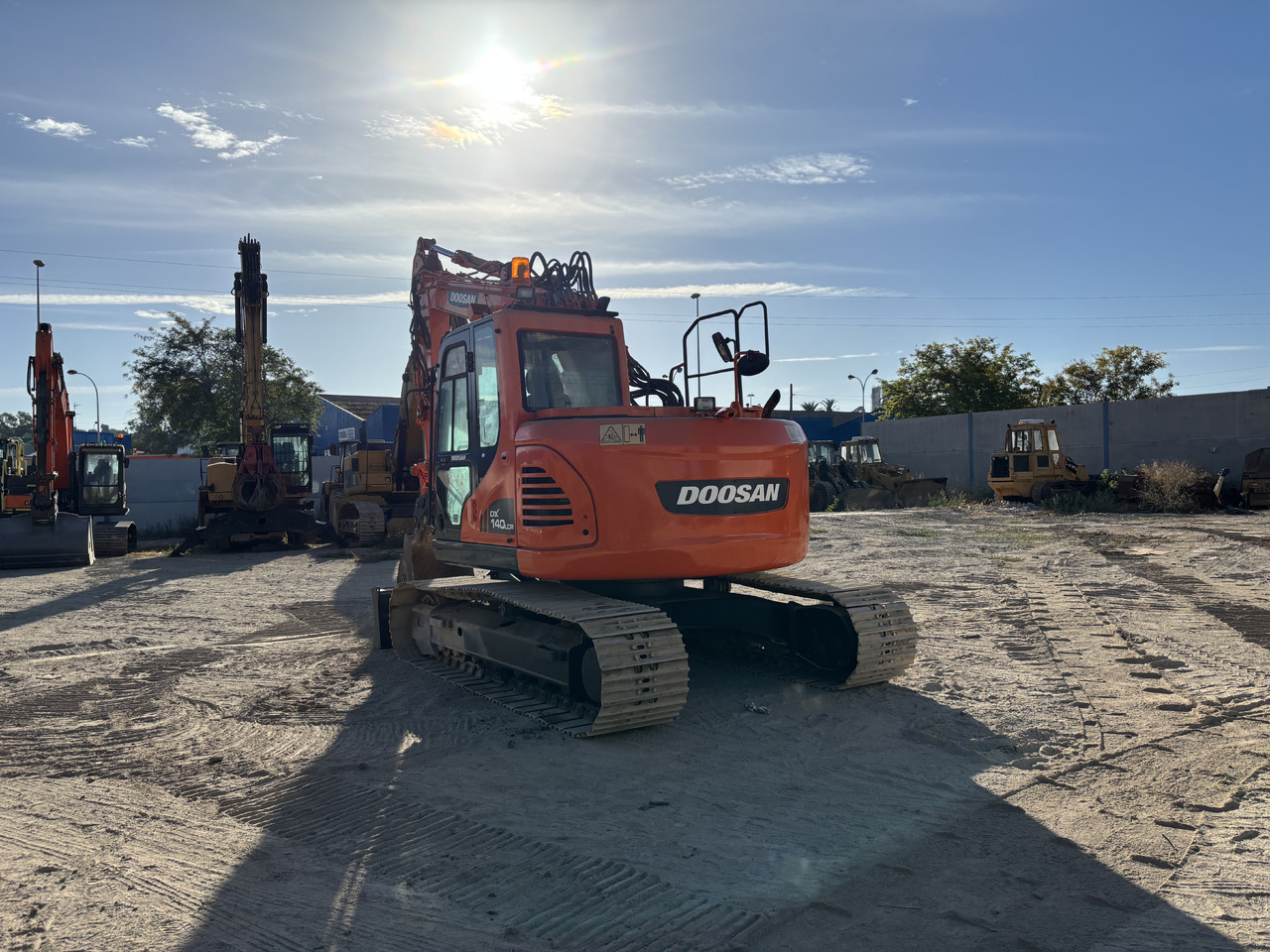 DOOSAN DX140-3 - Beltegraver: bilde 3 DOOSAN DX140-3 - Beltegraver: bilde 3
