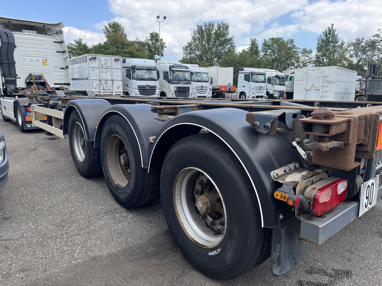 VAN HOOL Porte containers - Container-transport/ Vekselflak semitrailer: bilde 1 VAN HOOL Porte containers - Container-transport/ Vekselflak semitrailer: bilde 1