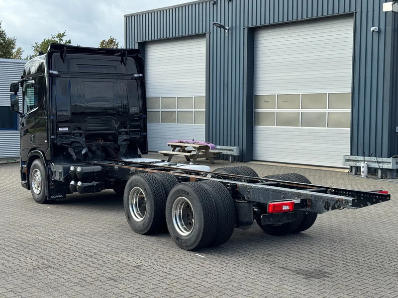 Scania R650 V8 6x4 Chassis Retarder WB 4.50 Only 465tkm! - Chassis lastebil: bilde 5 Scania R650 V8 6x4 Chassis Retarder WB 4.50 Only 465tkm! - Chassis lastebil: bilde 5