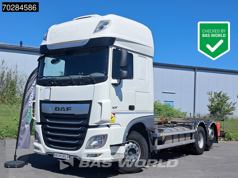 DAF XF 450 6X2 SSC Retarder 2x Tanks Liftachse Standklima LED ACC - Container-transport/ Vekselflak lastebil: bilde 1 DAF XF 450 6X2 SSC Retarder 2x Tanks Liftachse Standklima LED ACC - Container-transport/ Vekselflak lastebil: bilde 1