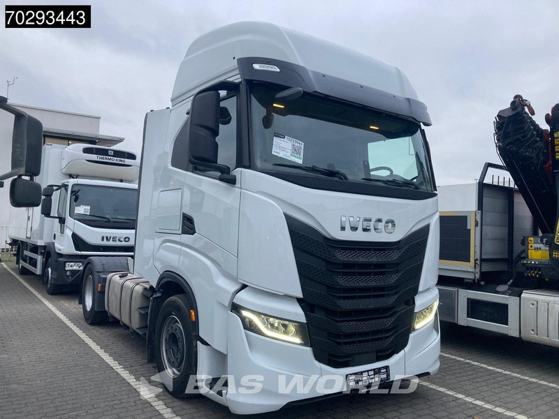 Iveco S-Way 490 4X2 Retarder Standairco 2xTanks ACC LED Navi Euro 6 - Trekkvogn: bilde 2 Iveco S-Way 490 4X2 Retarder Standairco 2xTanks ACC LED Navi Euro 6 - Trekkvogn: bilde 2