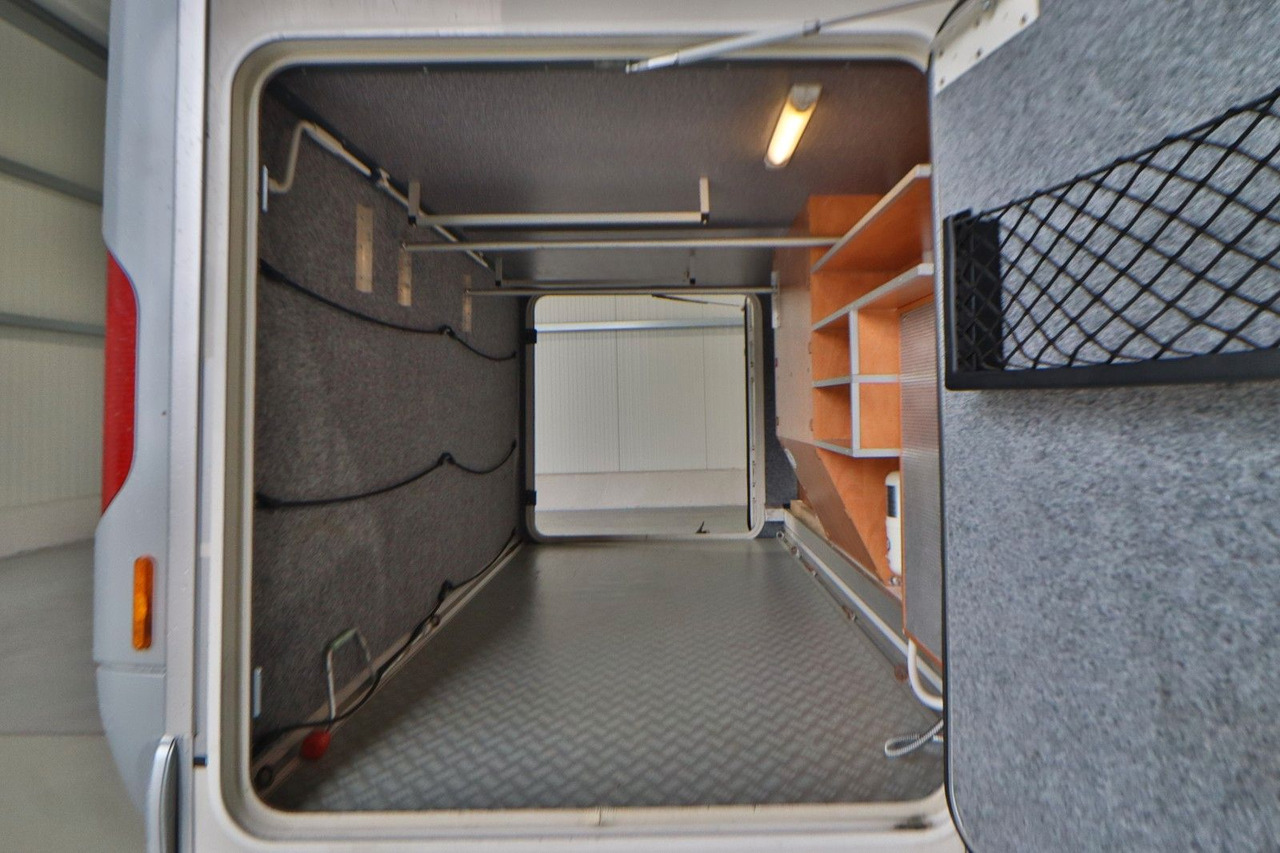 Carthago Chic C-Line T4.3-AUTOMATIK-EINZELBETTEN-GARAGE - Halvintegrert bobil: bilde 5 Carthago Chic C-Line T4.3-AUTOMATIK-EINZELBETTEN-GARAGE - Halvintegrert bobil: bilde 5
