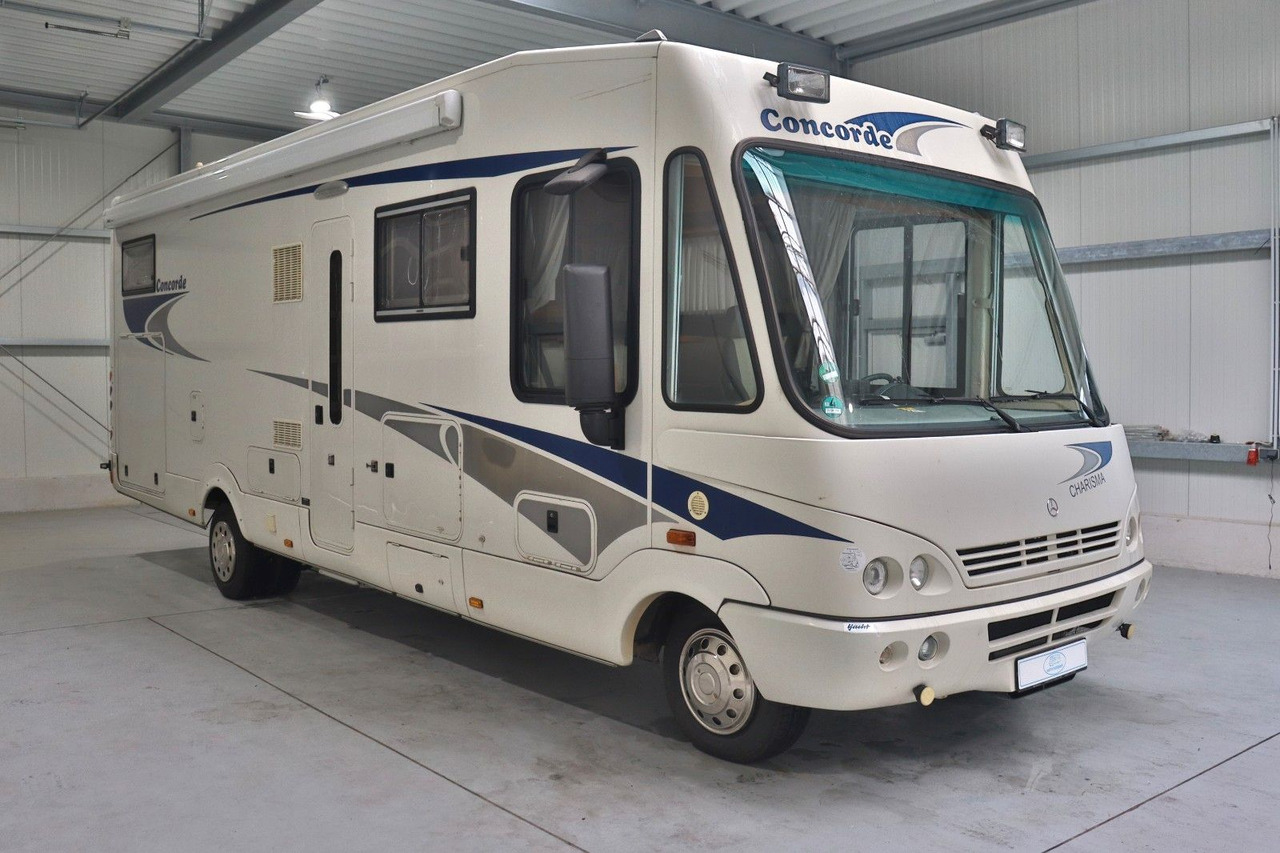 Concorde Charisma I 880 F/Automatik/Festbett/Klima/Solar Concorde Charisma I 880 F/Automatik/Festbett/Klima/Solar - Helintegrert bobil: bilde 1 Concorde Charisma I 880 F/Automatik/Festbett/Klima/Solar Concorde Charisma I 880 F/Automatik/Festbett/Klima/Solar - Helintegrert bobil: bilde 1