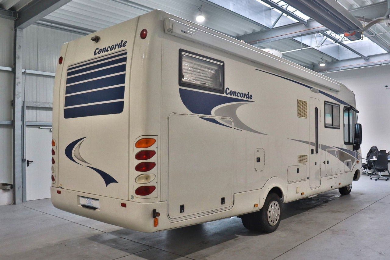 Concorde Charisma I 880 F/Automatik/Festbett/Klima/Solar Concorde Charisma I 880 F/Automatik/Festbett/Klima/Solar - Helintegrert bobil: bilde 4 Concorde Charisma I 880 F/Automatik/Festbett/Klima/Solar Concorde Charisma I 880 F/Automatik/Festbett/Klima/Solar - Helintegrert bobil: bilde 4
