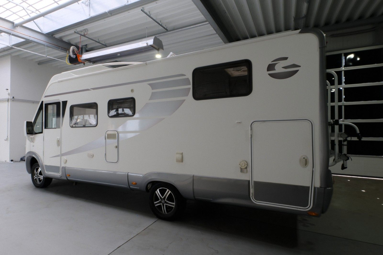 GiottiLine G-Line 938/Queensbett+Hubbett/Solar/Klima/TOP - Helintegrert bobil: bilde 4 GiottiLine G-Line 938/Queensbett+Hubbett/Solar/Klima/TOP - Helintegrert bobil: bilde 4