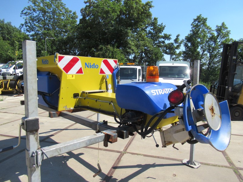 NIDO Stratos B06L-24 VCLN-350 Hydro zoutstrooier 0,6m3 + 350L - Rengjøringsmaskin: bilde 5 NIDO Stratos B06L-24 VCLN-350 Hydro zoutstrooier 0,6m3 + 350L - Rengjøringsmaskin: bilde 5