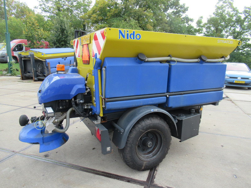 NIDO Stratos B17KR-21 AWCLN-350 1,7M3 + 850L Salzstreuer Zoutstrooier Saltspreader - Sandstrøer: bilde 3 NIDO Stratos B17KR-21 AWCLN-350 1,7M3 + 850L Salzstreuer Zoutstrooier Saltspreader - Sandstrøer: bilde 3
