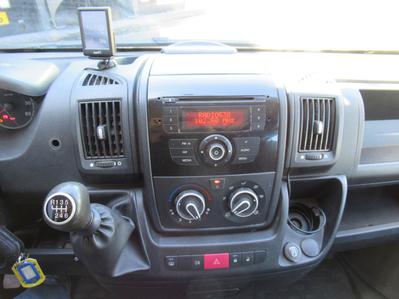 Små varebil, Varebil med dobbelt førerhus Peugeot Boxer 330 2.2 HDI 96KW L1H P+ DOKA Dubbelcabine AIRCO: bilde 10 Små varebil, Varebil med dobbelt førerhus Peugeot Boxer 330 2.2 HDI 96KW L1H P+ DOKA Dubbelcabine AIRCO: bilde 10