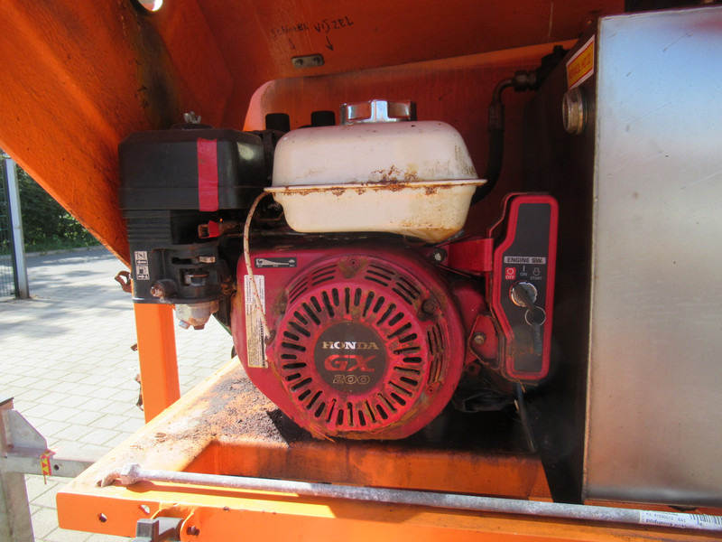 RASCO JUNIOR 1.0M + HONDA Motor - Engine Salt Salz ROTACIJSKI POSIPAC - Sandstrøer: bilde 5 RASCO JUNIOR 1.0M + HONDA Motor - Engine Salt Salz ROTACIJSKI POSIPAC - Sandstrøer: bilde 5