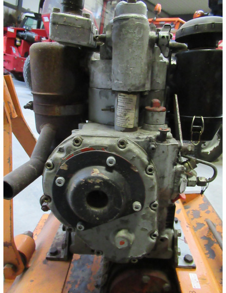 REVO Nemaco DM 3500 Hatz ES75 Diesel trilplaat - Vibroplate: bilde 5 REVO Nemaco DM 3500 Hatz ES75 Diesel trilplaat - Vibroplate: bilde 5