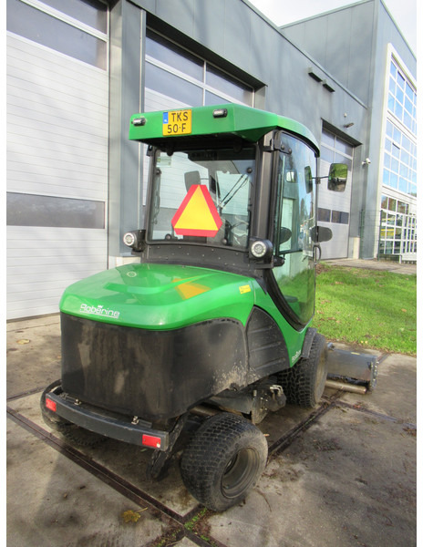 ROBERINE F3 3-delige klepelmaaier 30KW 4WD 4x4 - Gressklipper: bilde 4 ROBERINE F3 3-delige klepelmaaier 30KW 4WD 4x4 - Gressklipper: bilde 4