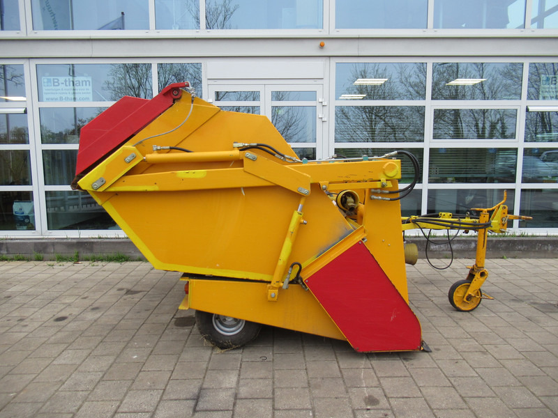 STH HK 1800 Maai / Veeg / Zuigmachine - Tohjulstraktor: bilde 2 STH HK 1800 Maai / Veeg / Zuigmachine - Tohjulstraktor: bilde 2