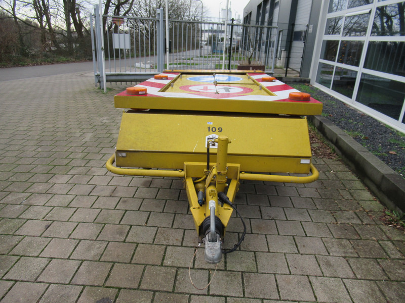 Trias SW15U2B Actiewagen Signaalwagen - Tilhenger: bilde 3 Trias SW15U2B Actiewagen Signaalwagen - Tilhenger: bilde 3