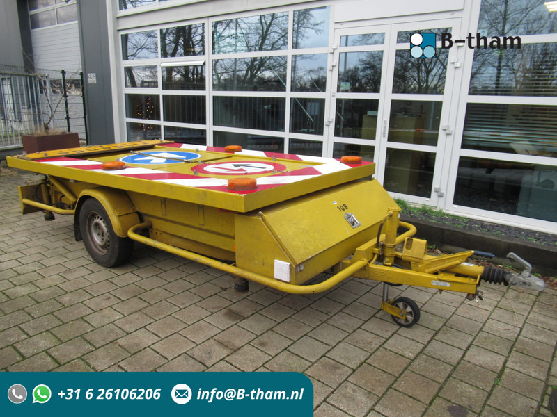 Trias SW15U2B Actiewagen Signaalwagen - Tilhenger: bilde 1 Trias SW15U2B Actiewagen Signaalwagen - Tilhenger: bilde 1