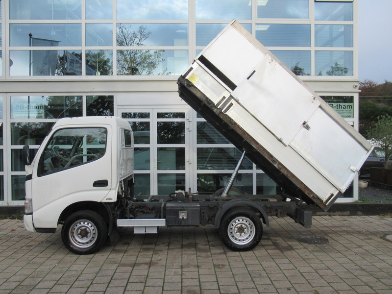 Toyota Dyna 100 3.0 D-4D 80KW Comfort Veegvuilkipper Tipper - Varebil med tipp: bilde 3 Toyota Dyna 100 3.0 D-4D 80KW Comfort Veegvuilkipper Tipper - Varebil med tipp: bilde 3