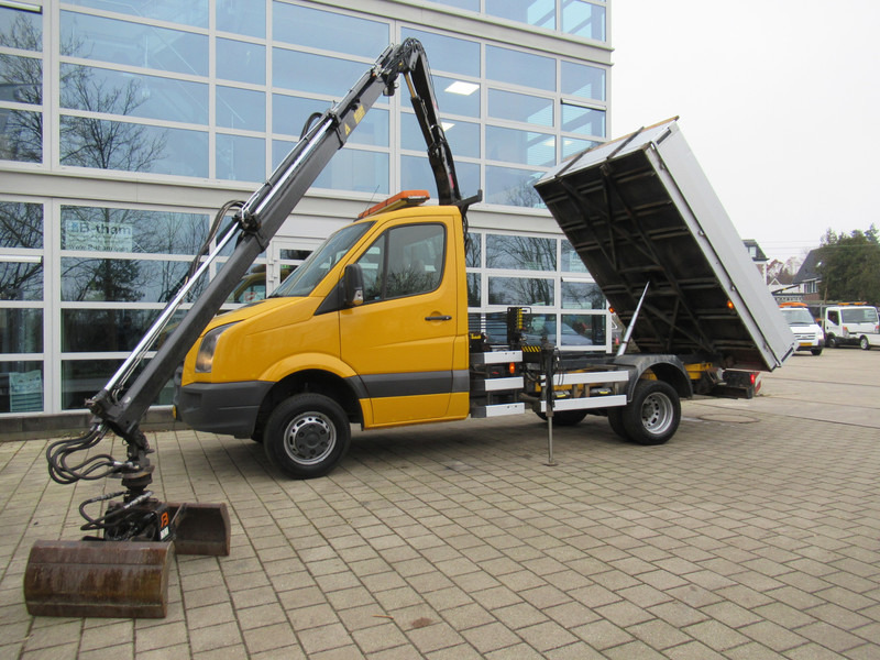 Volkswagen Crafter 50 2.5TDI 80KW HIAB 033 B-2 + Kipper Tipper - Tippbil, Kranbil: bilde 3 Volkswagen Crafter 50 2.5TDI 80KW HIAB 033 B-2 + Kipper Tipper - Tippbil, Kranbil: bilde 3