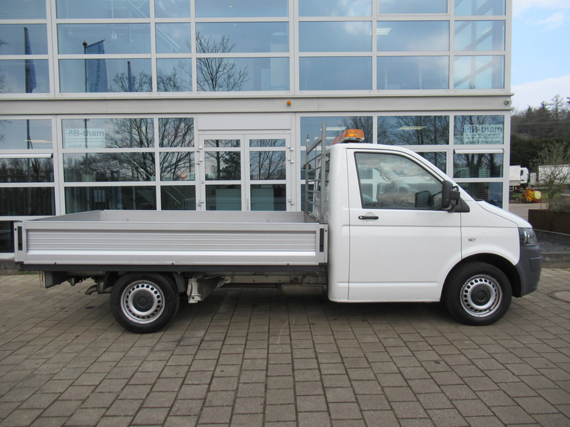 Volkswagen Transporter T5 2.0 TDI 62KW L2H1 Pick-Up Open laadbak - Varebil med plan: bilde 3 Volkswagen Transporter T5 2.0 TDI 62KW L2H1 Pick-Up Open laadbak - Varebil med plan: bilde 3