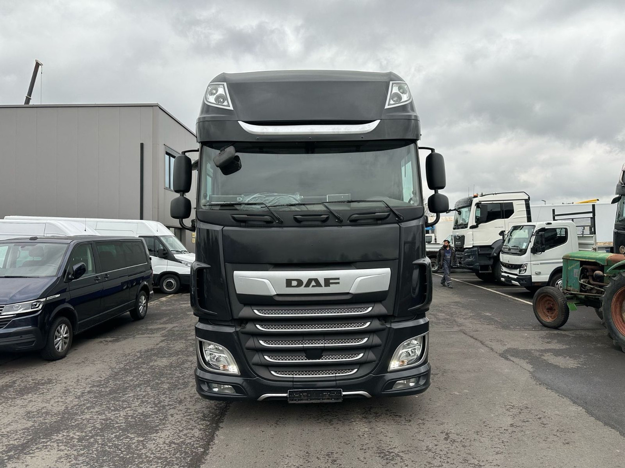 DAF XF 480 + KTT Geschlossener Autotransp.*Winde* - Transporter lastebil: bilde 2 DAF XF 480 + KTT Geschlossener Autotransp.*Winde* - Transporter lastebil: bilde 2