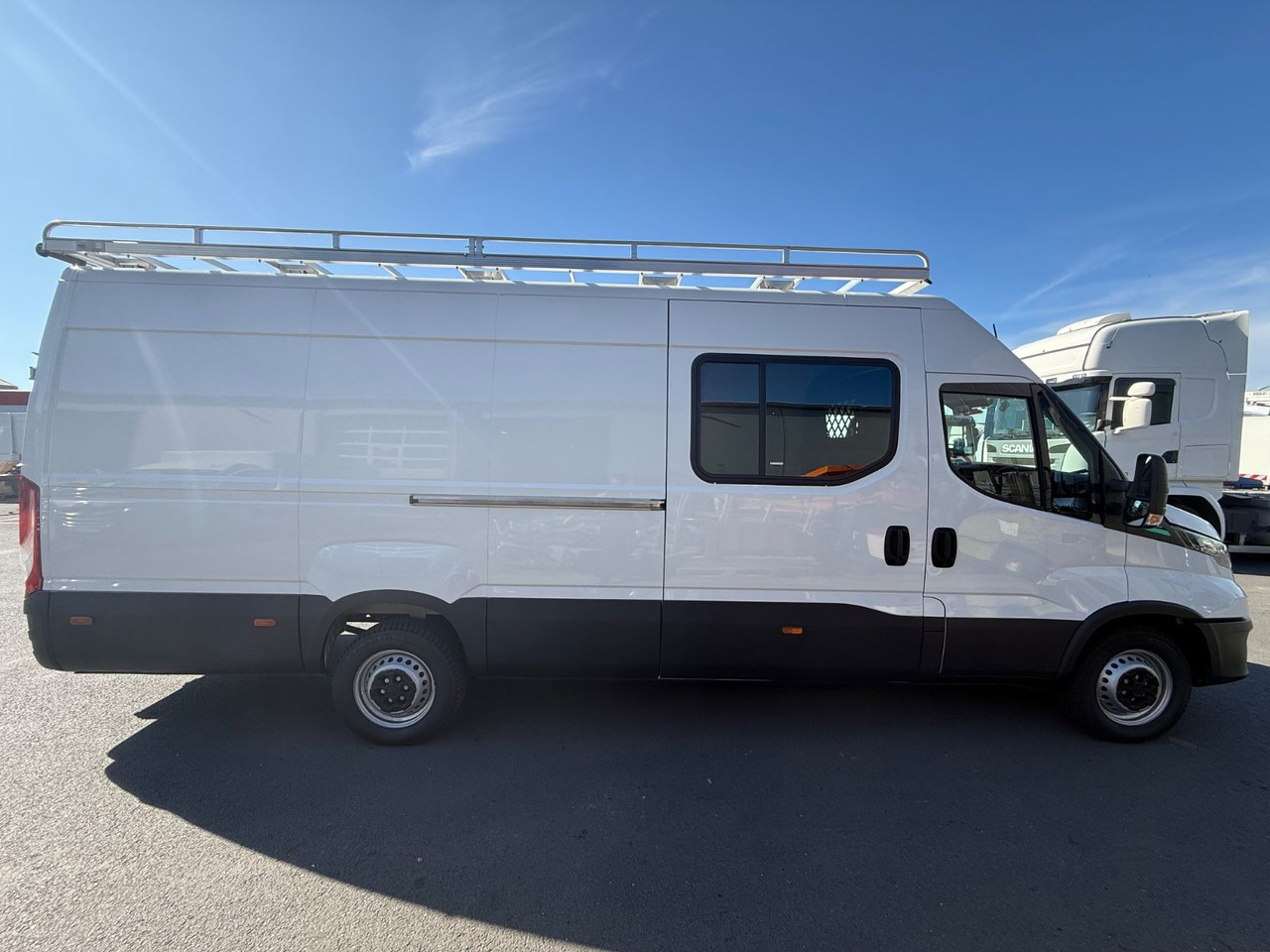 Iveco Daily 35S14 Maxi/CNG/2.700km!/Ahk/TÜV neu - Kassebil: bilde 5 Iveco Daily 35S14 Maxi/CNG/2.700km!/Ahk/TÜV neu - Kassebil: bilde 5