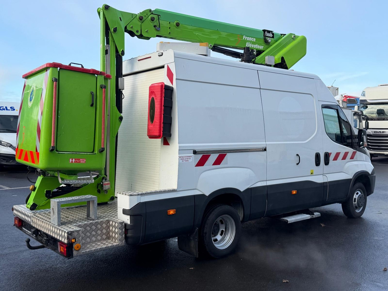 Iveco Daily 50C18 17,2m, 2-Punkt, 200Kg, TOP - Billift: bilde 4 Iveco Daily 50C18 17,2m, 2-Punkt, 200Kg, TOP - Billift: bilde 4