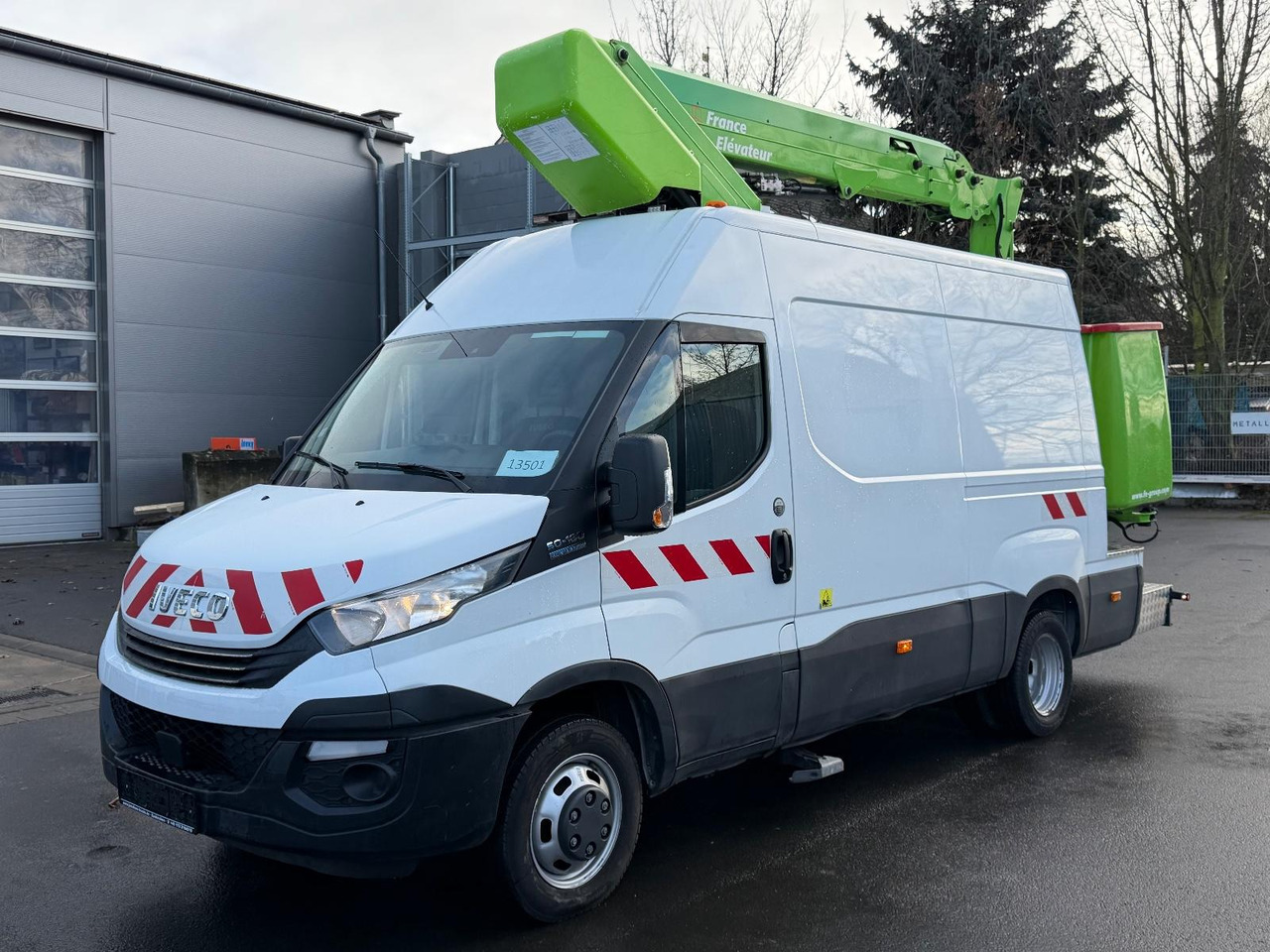 Iveco Daily 50C18 17,2m, 2-Punkt, 200Kg, TOP - Billift: bilde 1 Iveco Daily 50C18 17,2m, 2-Punkt, 200Kg, TOP - Billift: bilde 1