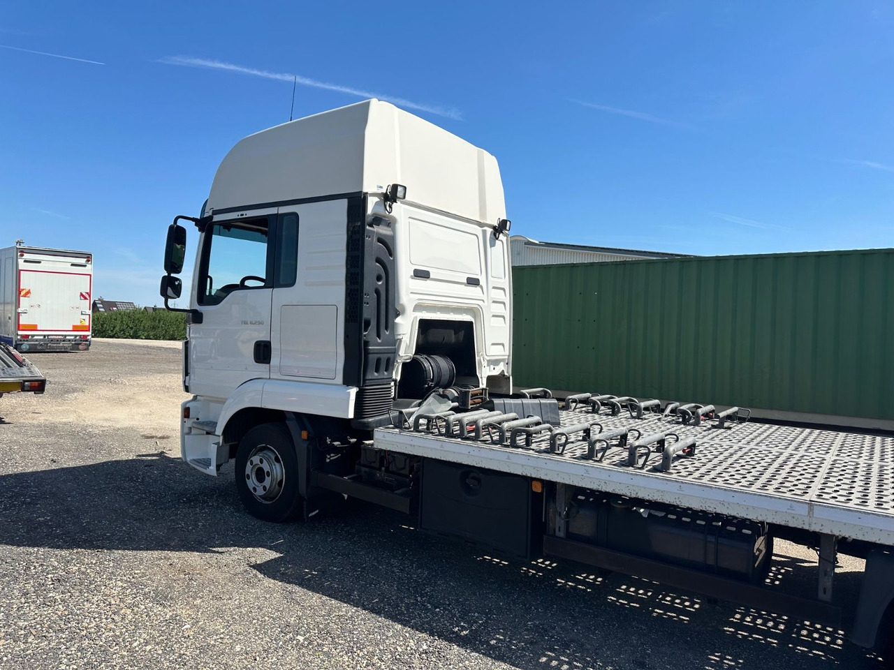MAN 8.250 TGL*4x L1H1*XLX Kabine*VDI2700*TOP* - Transporter lastebil: bilde 5 MAN 8.250 TGL*4x L1H1*XLX Kabine*VDI2700*TOP* - Transporter lastebil: bilde 5
