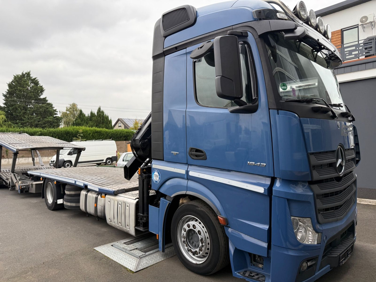 Mercedes-Benz Actros 1843 FVG 5-Zug / VDI 2700 / Kran MKG - Transporter lastebil: bilde 3 Mercedes-Benz Actros 1843 FVG 5-Zug / VDI 2700 / Kran MKG - Transporter lastebil: bilde 3