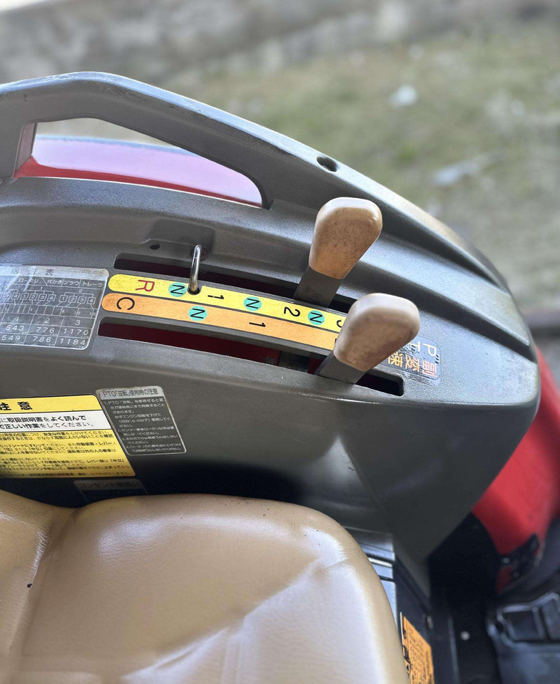 Yanmar EF222 - Traktor: bilde 4 Yanmar EF222 - Traktor: bilde 4