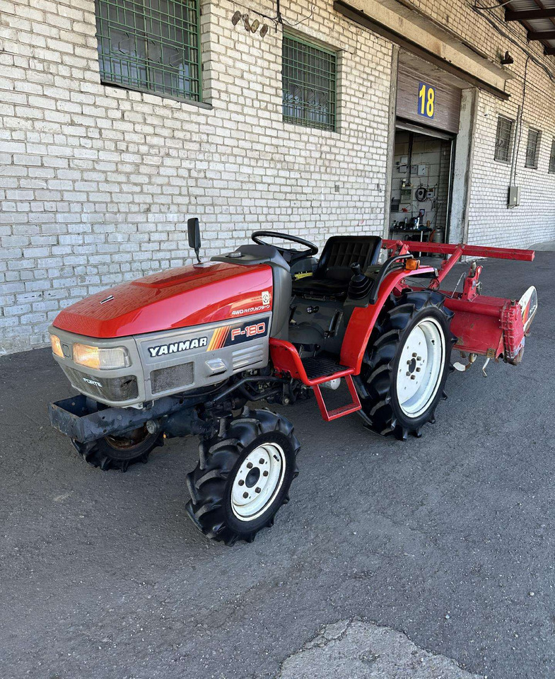 Yanmar F-180 - Traktor: bilde 2 Yanmar F-180 - Traktor: bilde 2
