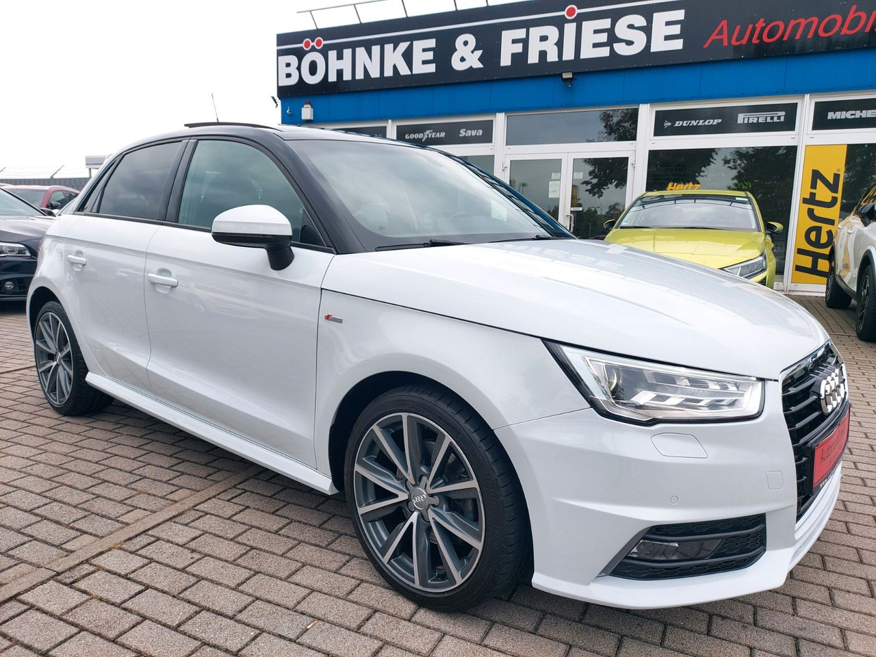 Audi A1 Sportback sport S-Line Pano Bose Xenon DAB - Sedan: bilde 1 Audi A1 Sportback sport S-Line Pano Bose Xenon DAB - Sedan: bilde 1