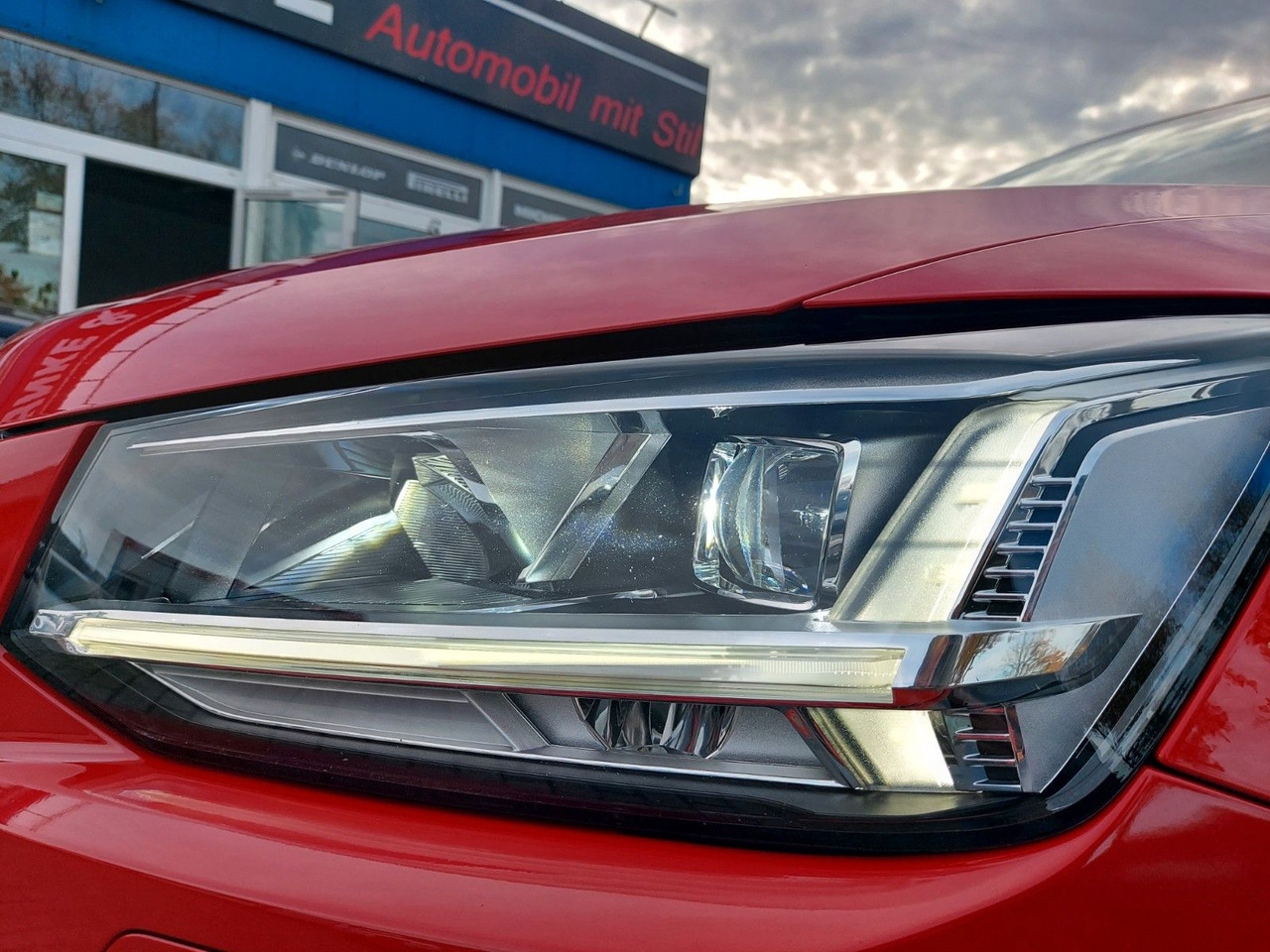 Audi Q2 40 TFSI quattro sport LED Leder Kamera AHK - SUV: bilde 2 Audi Q2 40 TFSI quattro sport LED Leder Kamera AHK - SUV: bilde 2