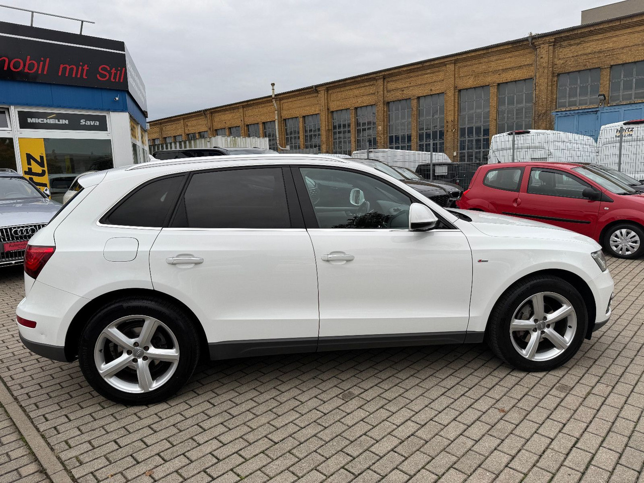 Audi Q5 2.0 TDI CLEAN DIESEL S -LINE XENON LED ACC - SUV: bilde 5 Audi Q5 2.0 TDI CLEAN DIESEL S -LINE XENON LED ACC - SUV: bilde 5
