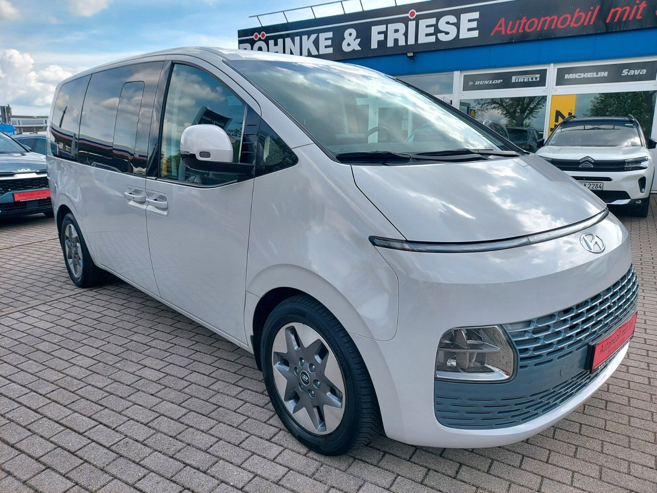 Hyundai Staria Prime 2WD LED NAVI LEDER ACC KAMERA - Persontransport: bilde 1 Hyundai Staria Prime 2WD LED NAVI LEDER ACC KAMERA - Persontransport: bilde 1