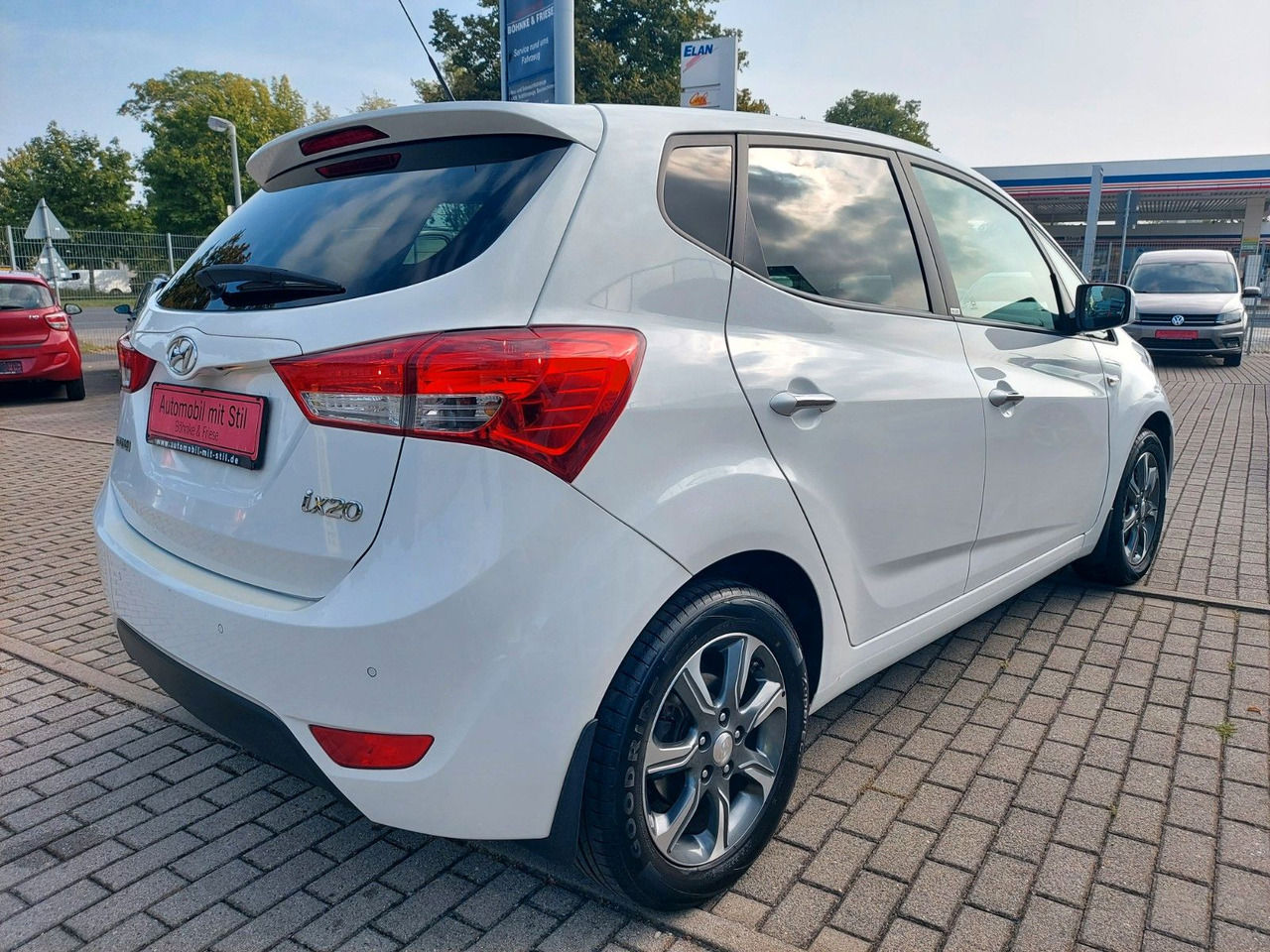 Hyundai ix20 Passion Automatik Klima PDC AHK - Personenbil: bilde 5 Hyundai ix20 Passion Automatik Klima PDC AHK - Personenbil: bilde 5