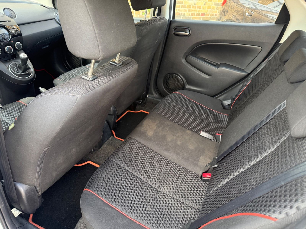 Personenbil Mazda 2 Lim. 1.3 Origami 5 TÜER KLIMA SHZ TÜV NEU: bilde 12 Personenbil Mazda 2 Lim. 1.3 Origami 5 TÜER KLIMA SHZ TÜV NEU: bilde 12