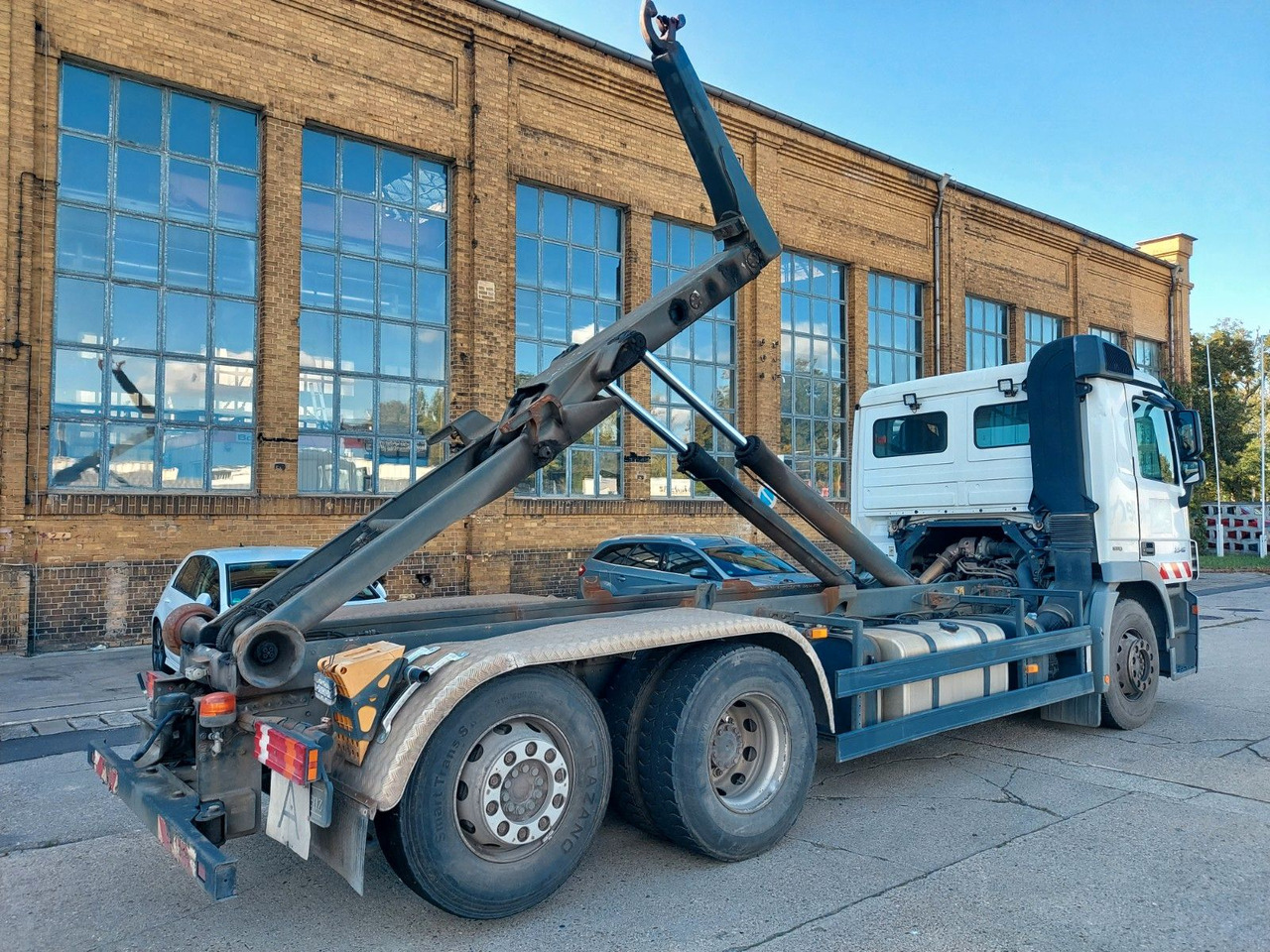 Mercedes-Benz Actros 6-Zyl. 2546 ABROLLKIPPER MEILER - Krokbil: bilde 1 Mercedes-Benz Actros 6-Zyl. 2546 ABROLLKIPPER MEILER - Krokbil: bilde 1