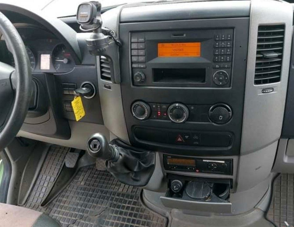 Mercedes-Benz Sprinter II Kasten 316 CDI hoch Klima Standheiz - Persontransport: bilde 3 Mercedes-Benz Sprinter II Kasten 316 CDI hoch Klima Standheiz - Persontransport: bilde 3