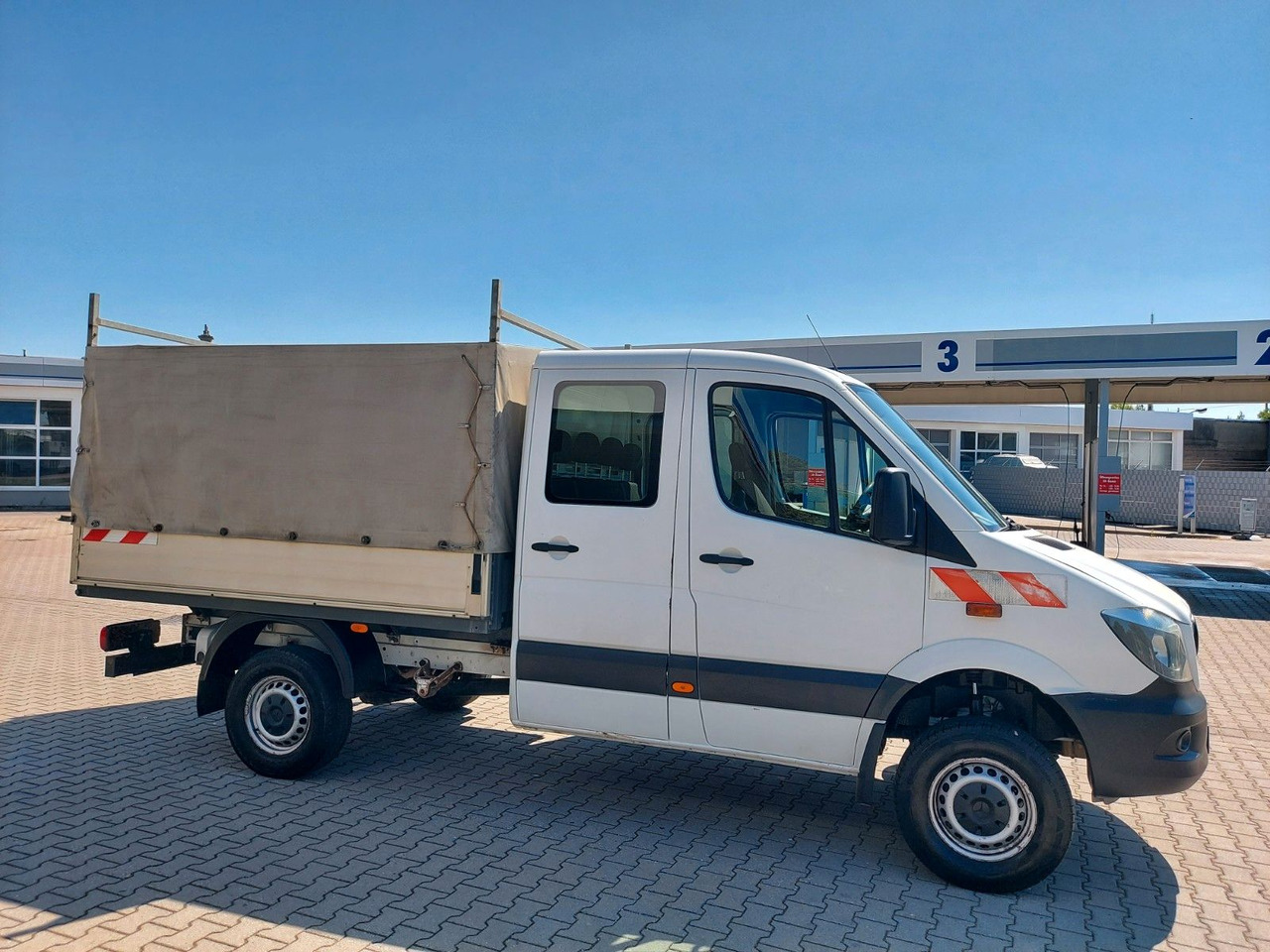 Leie  Mercedes-Benz Sprinter II Pritsche DoKa 6 Sitze 316 CDI 4X4 Mercedes-Benz Sprinter II Pritsche DoKa 6 Sitze 316 CDI 4X4: bilde 10