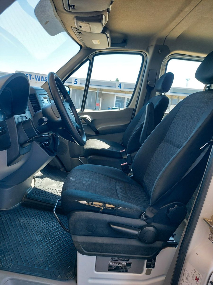 Leie  Mercedes-Benz Sprinter II Pritsche DoKa 6 Sitze 316 CDI 4X4 Mercedes-Benz Sprinter II Pritsche DoKa 6 Sitze 316 CDI 4X4: bilde 11