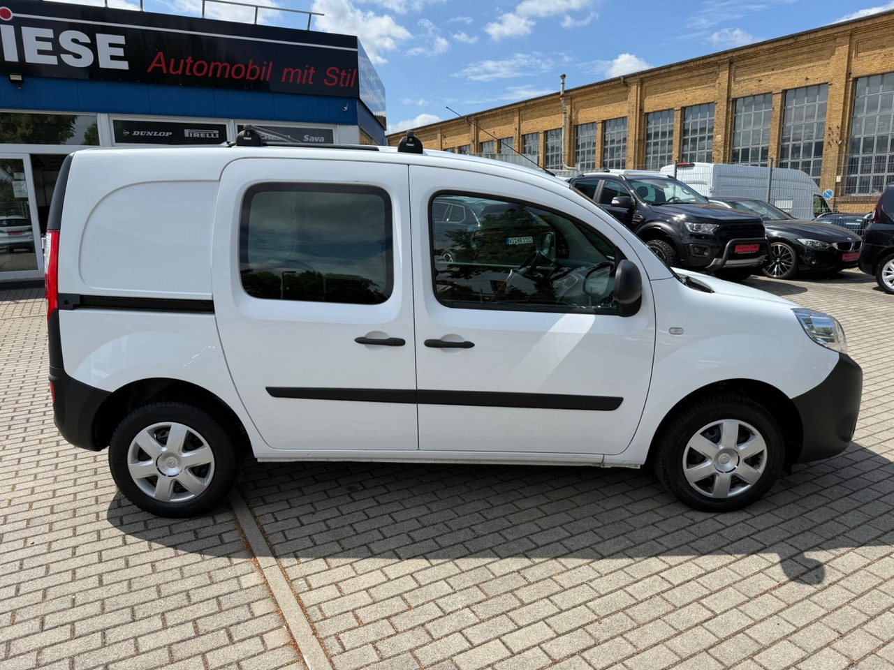 Renault Kangoo Rapid Extra Klima AHK DACHTRÄGER WORKER - Personenbil: bilde 3 Renault Kangoo Rapid Extra Klima AHK DACHTRÄGER WORKER - Personenbil: bilde 3