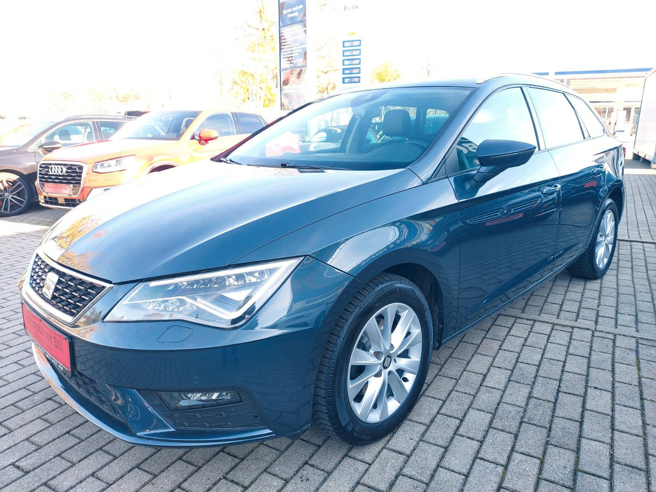 Seat Leon ST Style DSG ACC Radar LED Navi DAB AHK - Stasjonsvogn: bilde 5 Seat Leon ST Style DSG ACC Radar LED Navi DAB AHK - Stasjonsvogn: bilde 5