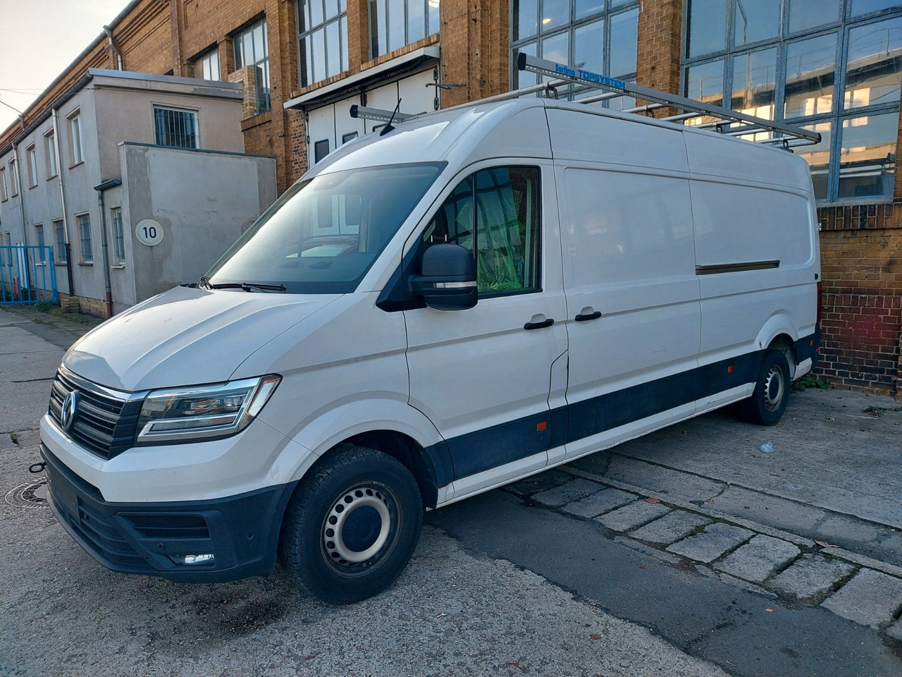 Volkswagen Crafter Kasten 35 lang Hochdach 4MOTION Maxi - Persontransport: bilde 2 Volkswagen Crafter Kasten 35 lang Hochdach 4MOTION Maxi - Persontransport: bilde 2