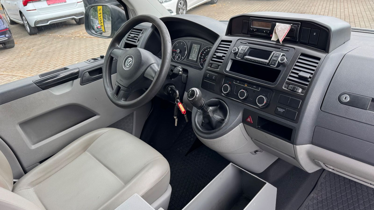 Volkswagen T5 Transporter Kasten-Kombi Lang 4Motion KLIMA - Persontransport: bilde 4 Volkswagen T5 Transporter Kasten-Kombi Lang 4Motion KLIMA - Persontransport: bilde 4