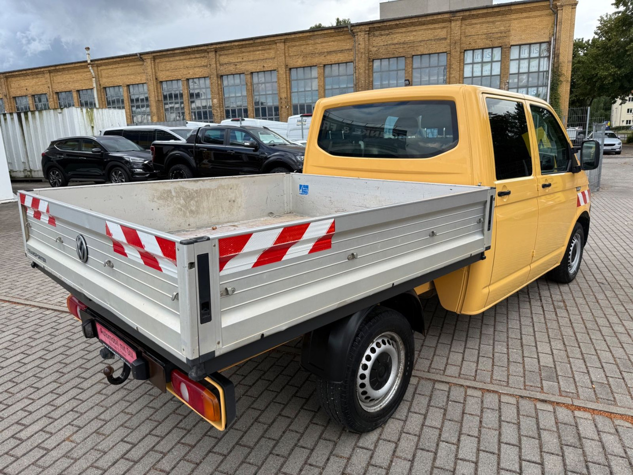 Volkswagen T6 Transporter Pritsche DOKA KLIMA NAVI - Varebil med plan, Varebil med dobbelt førerhus: bilde 4 Volkswagen T6 Transporter Pritsche DOKA KLIMA NAVI - Varebil med plan, Varebil med dobbelt førerhus: bilde 4