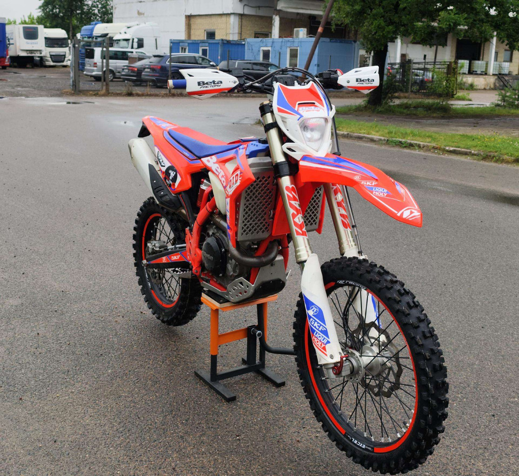 Beta RR 430cc - Motorsykkel: bilde 2 Beta RR 430cc - Motorsykkel: bilde 2