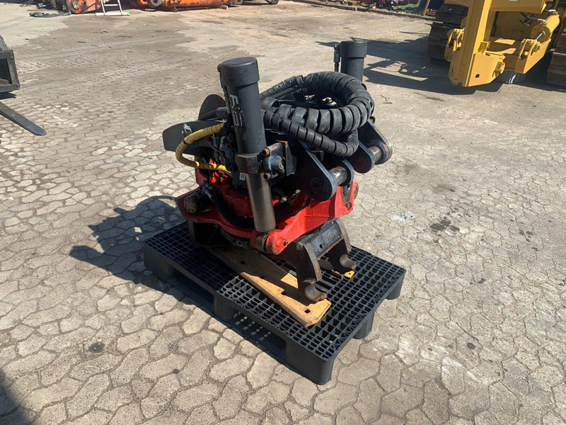 INDEXATOR R8 - Tiltrotator: bilde 2 INDEXATOR R8 - Tiltrotator: bilde 2