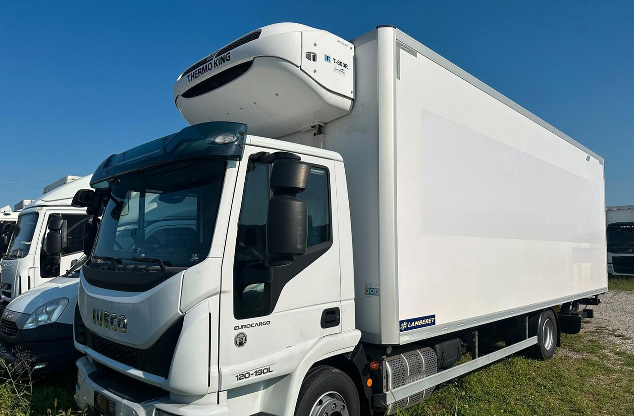 Iveco - Lastebil med kjøl: bilde 1 Iveco - Lastebil med kjøl: bilde 1