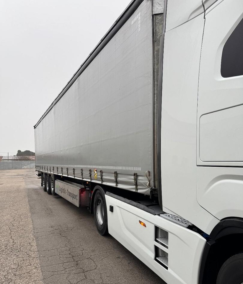 Semirimorchio - Gardintrailer: bilde 2 Semirimorchio - Gardintrailer: bilde 2