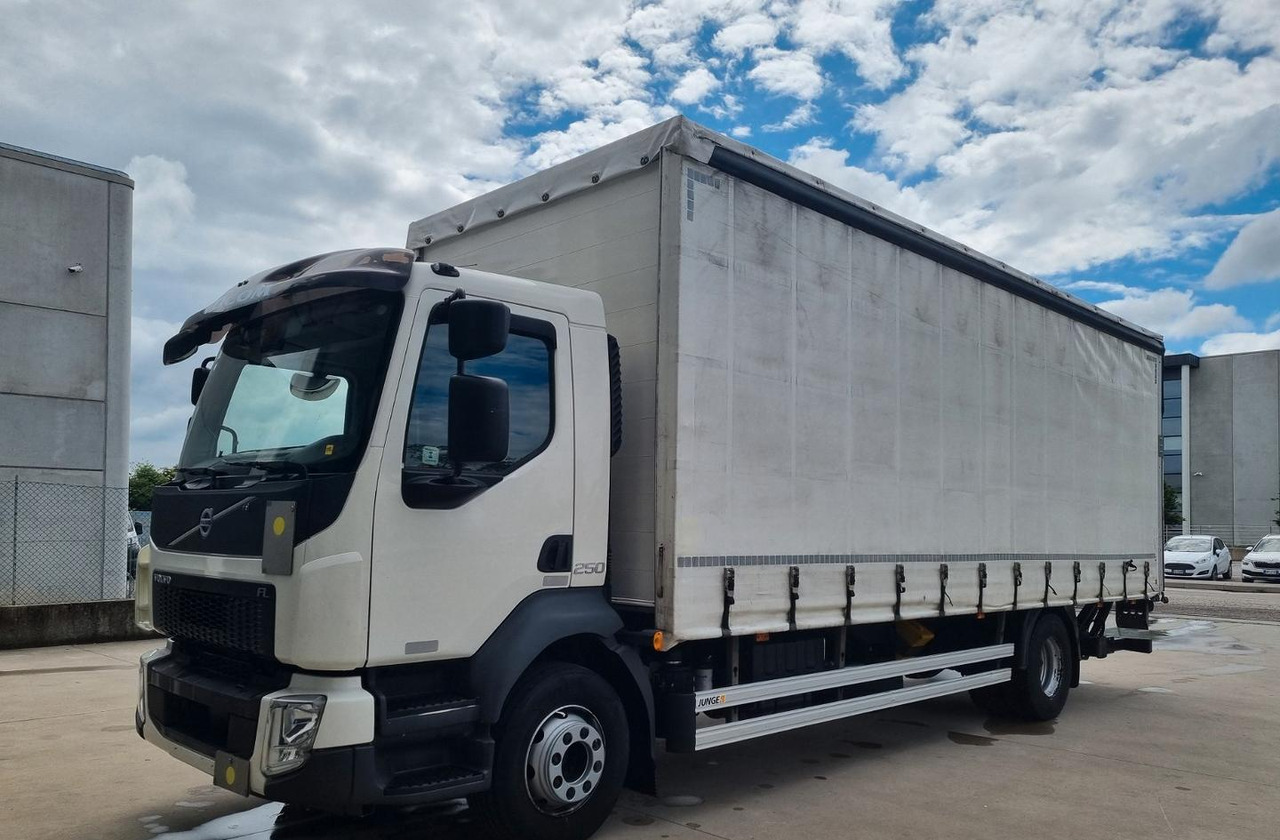 Volvo fl 250 euro 6 copri/scopri sponda - Kapellbil: bilde 1 Volvo fl 250 euro 6 copri/scopri sponda - Kapellbil: bilde 1