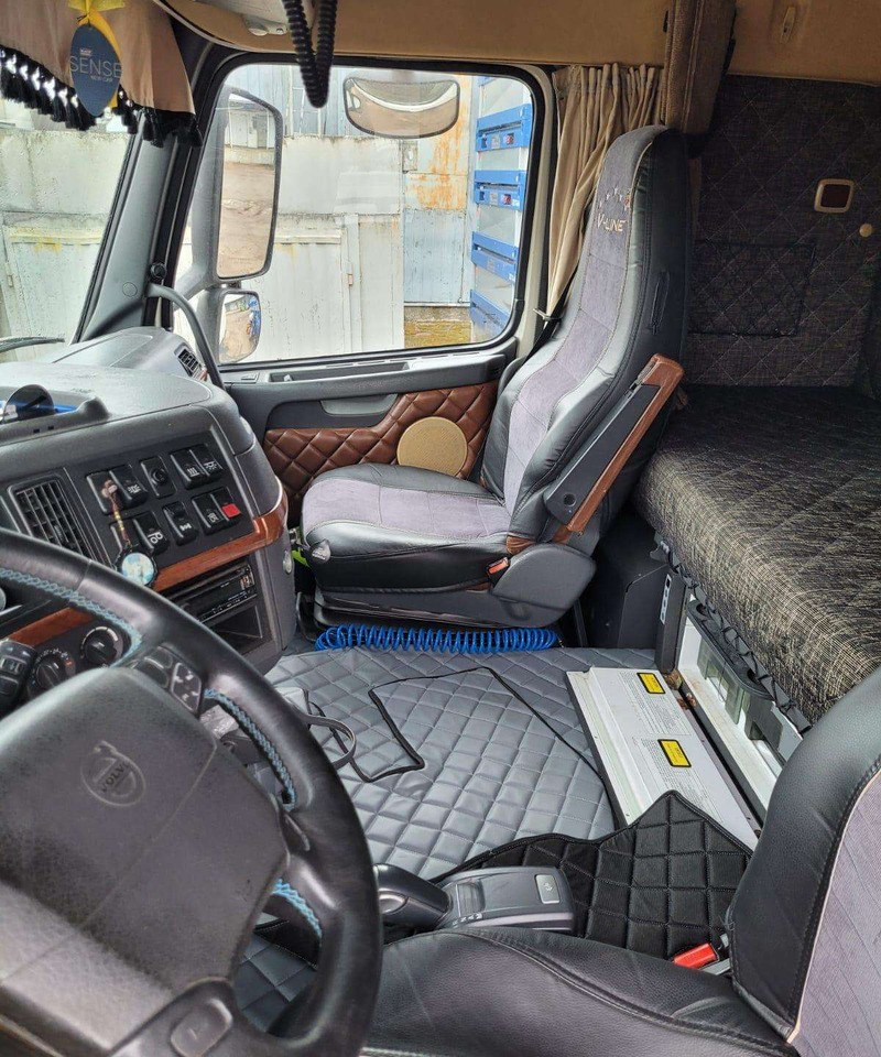 Volvo FH13 440AG - Trekkvogn: bilde 4 Volvo FH13 440AG - Trekkvogn: bilde 4